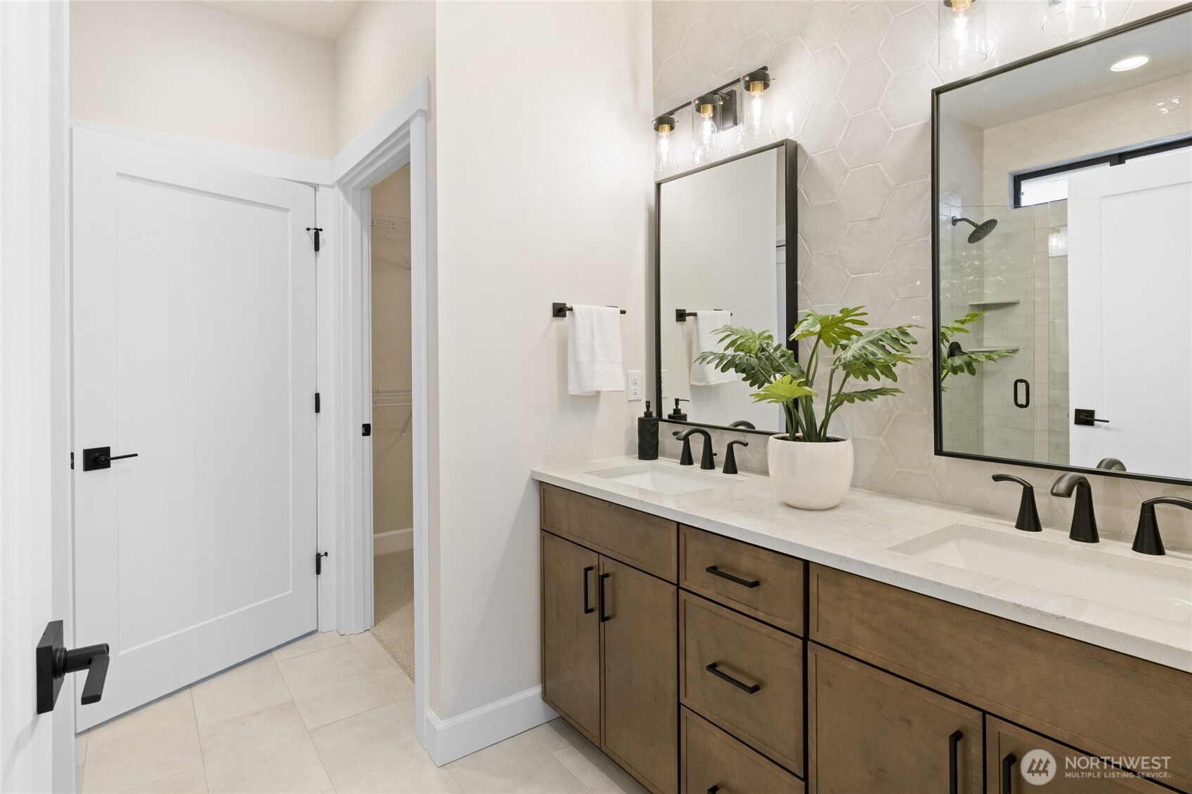 1001 Domerie Park Loop