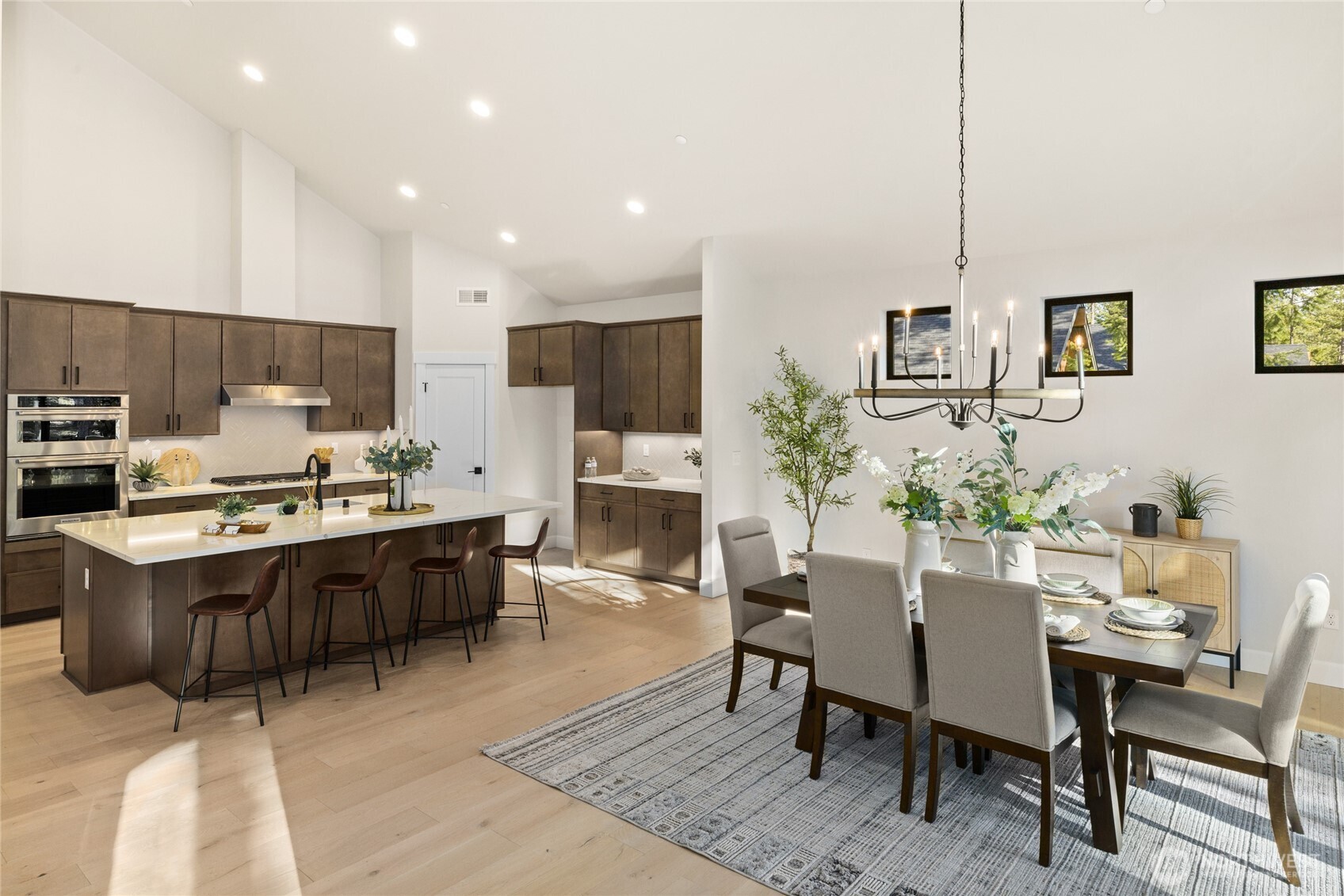 1001 Domerie Park Loop