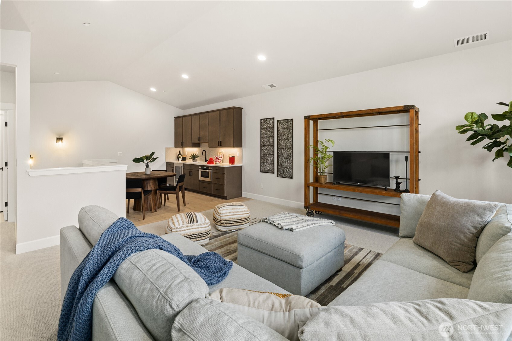1001 Domerie Park Loop