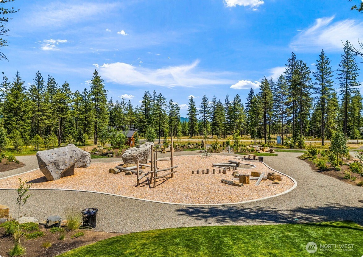1170 Domerie Park Loop