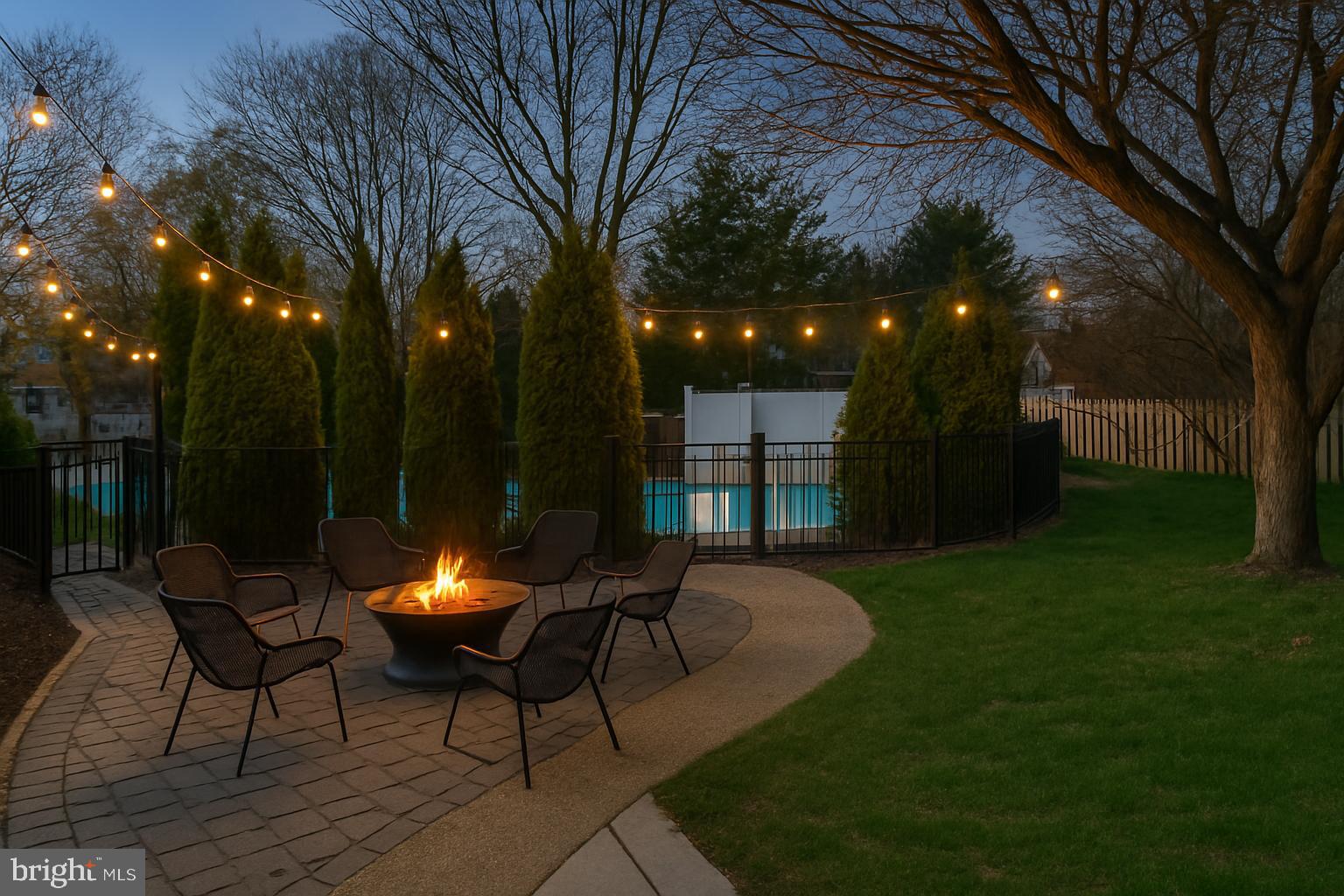 770 Sweetbriar Dr