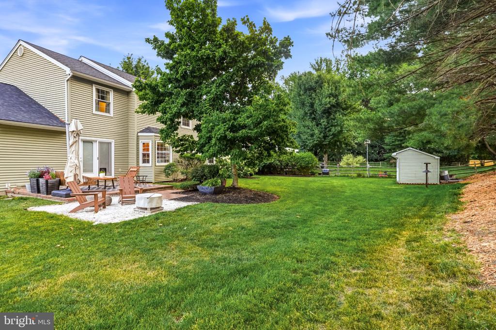 2134 W WELLINGTON ROAD