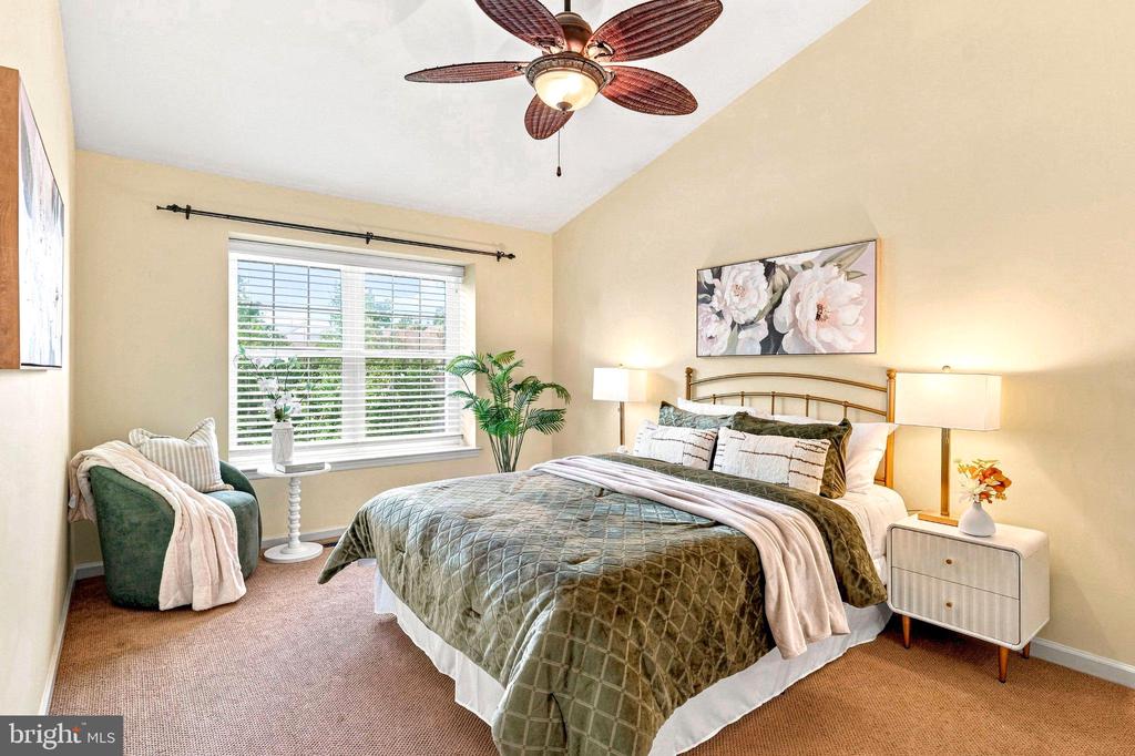 322 EAGLE CT