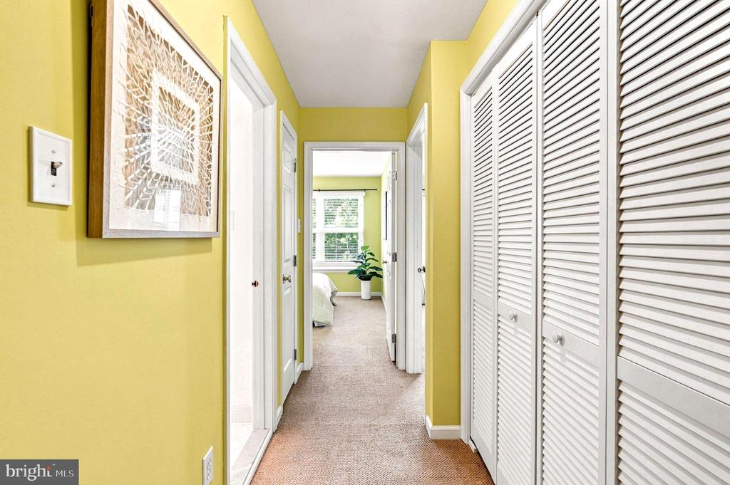 322 EAGLE CT