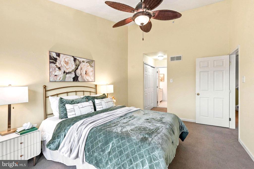 322 EAGLE CT