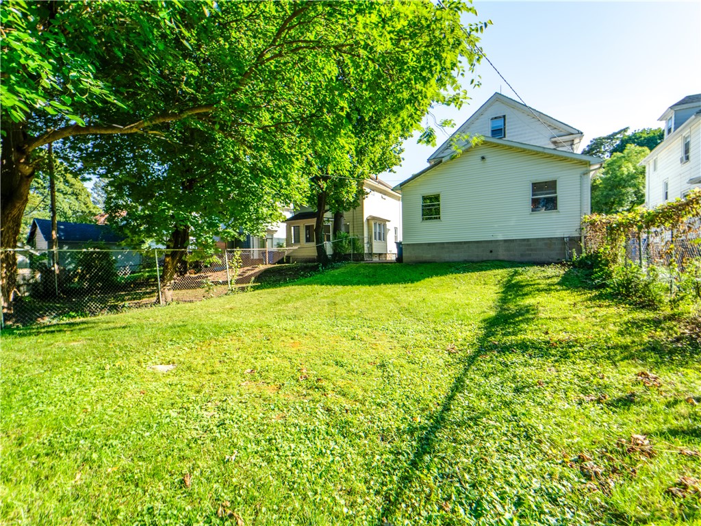 736 Parsells Avenue