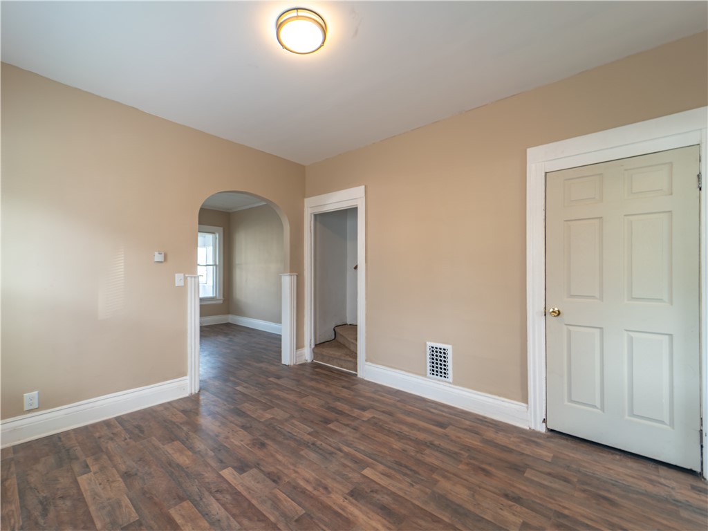 1339 Clifford Avenue