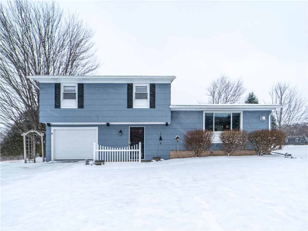 7 Hillside Drive