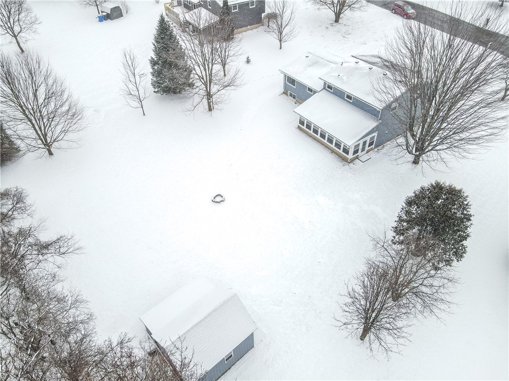 7 Hillside Drive