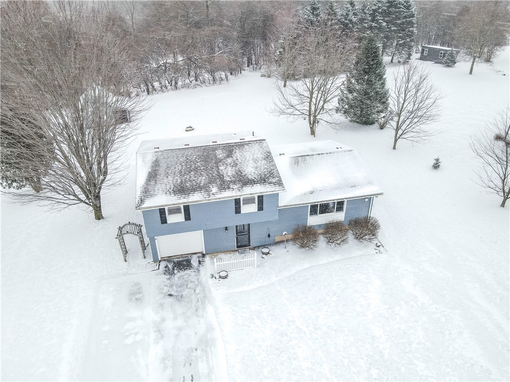 7 Hillside Drive