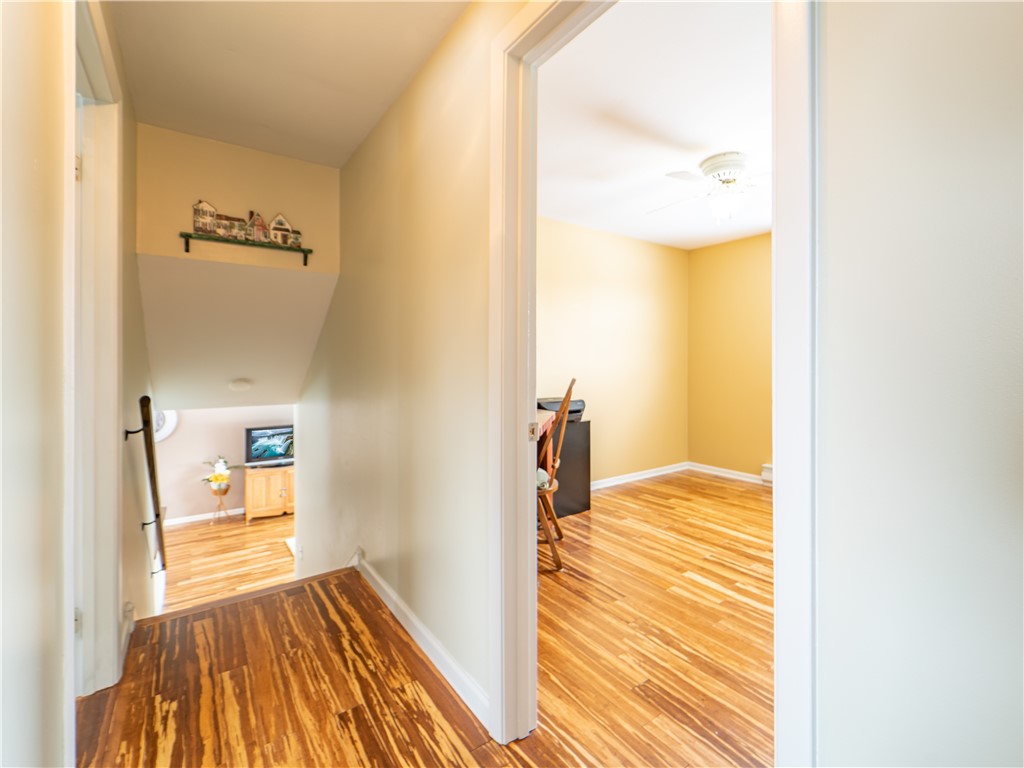 7 Hillside Drive