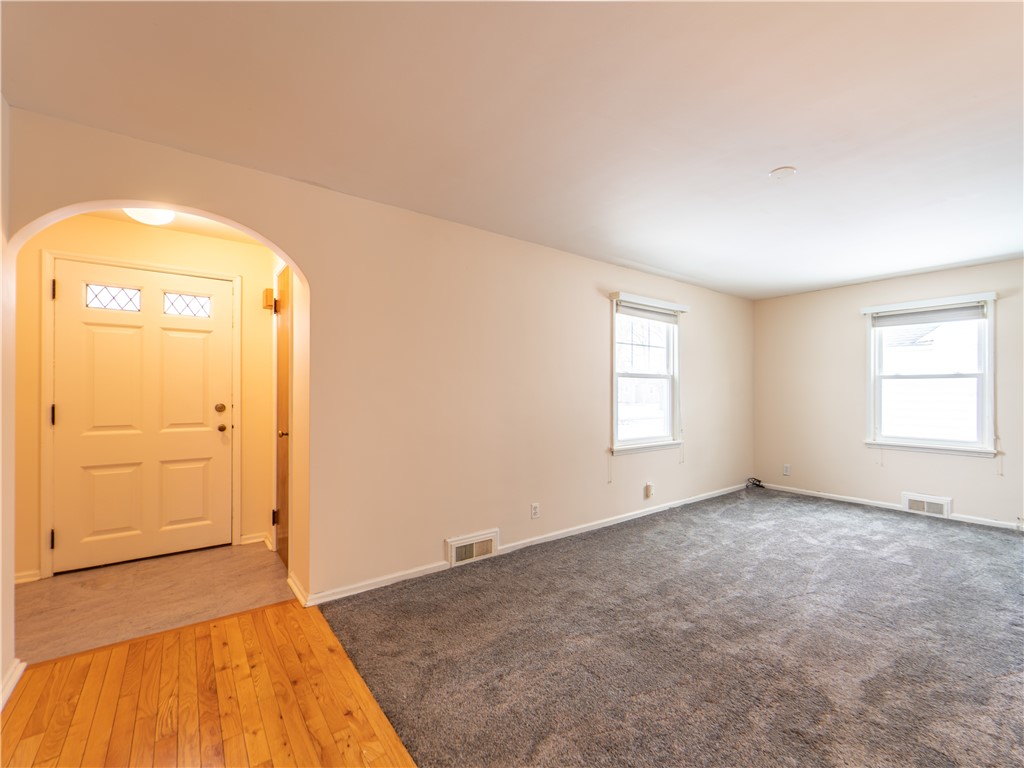 21 Sandymount Drive