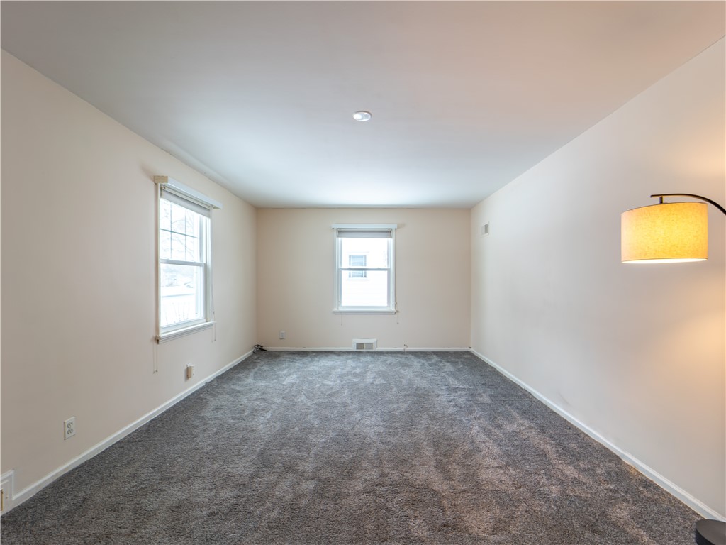 21 Sandymount Drive