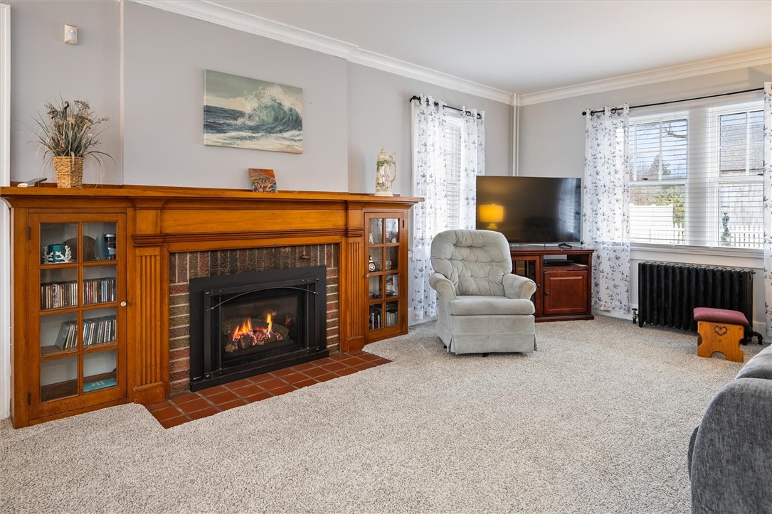 15 Hillcrest Parkway