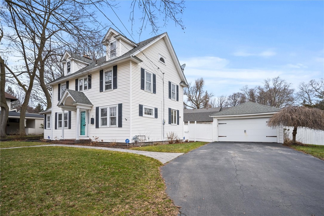 15 Hillcrest Parkway