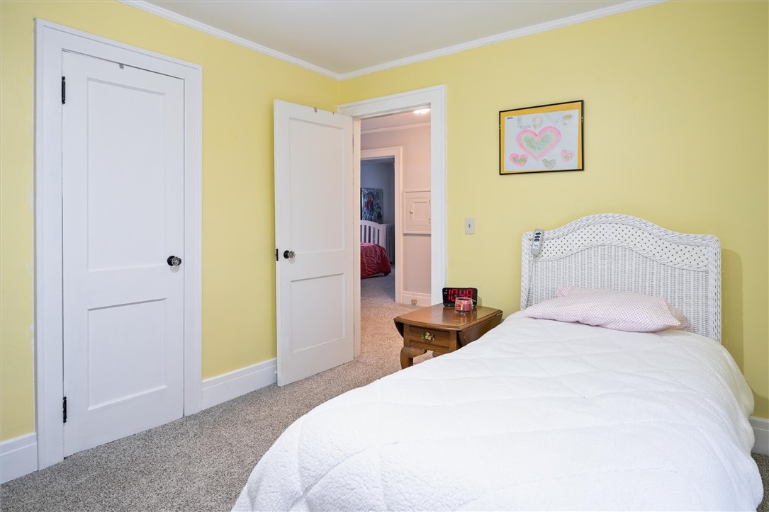 15 Hillcrest Parkway