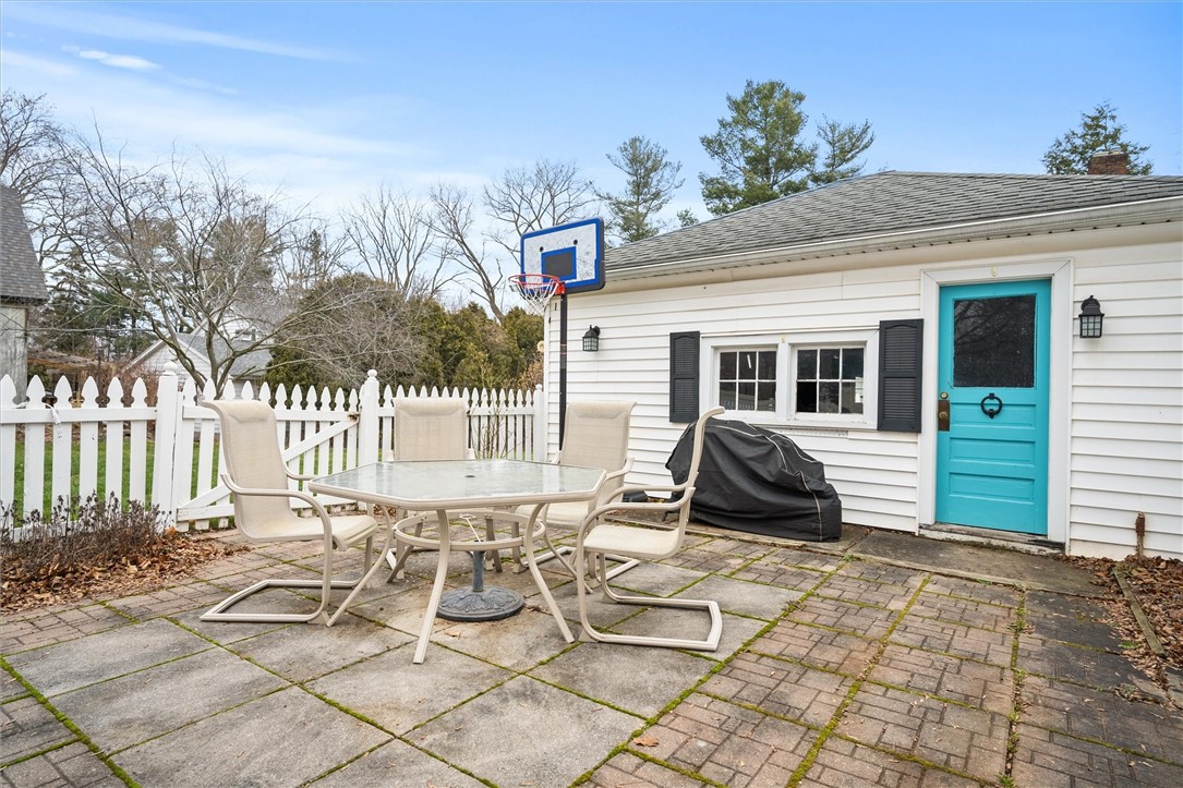 15 Hillcrest Parkway