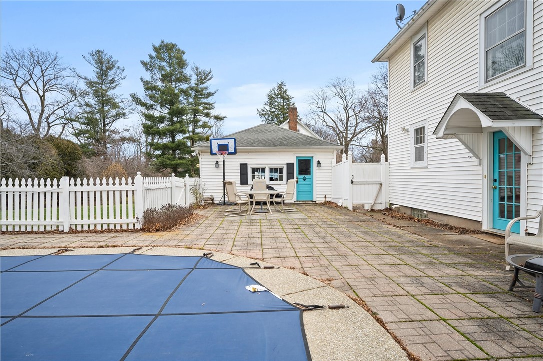 15 Hillcrest Parkway