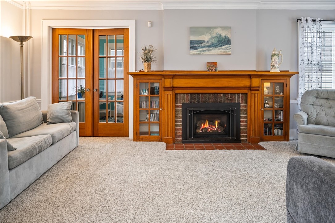 15 Hillcrest Parkway