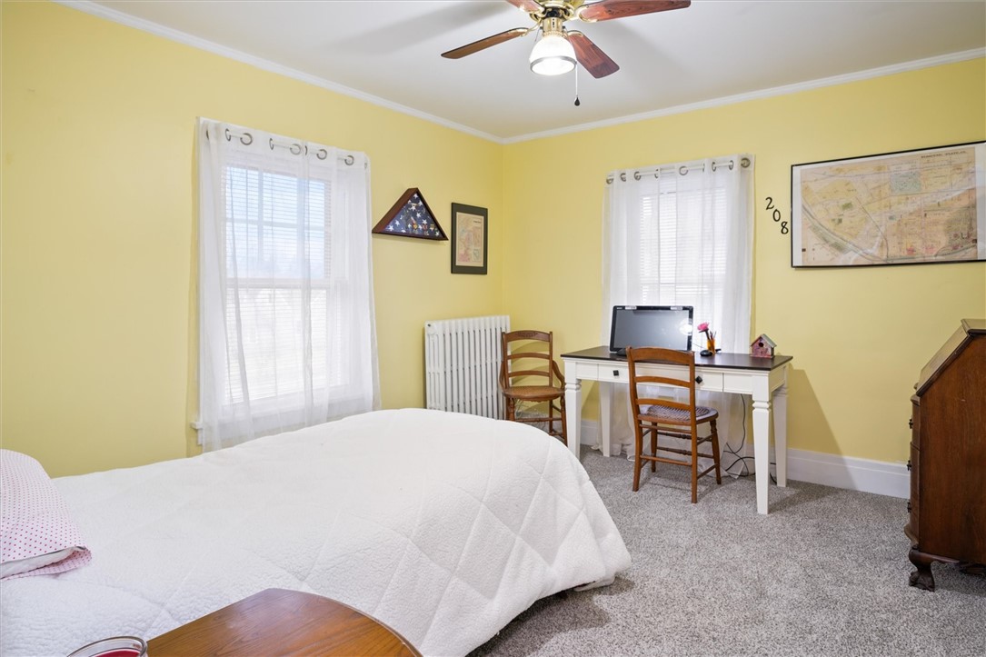 15 Hillcrest Parkway