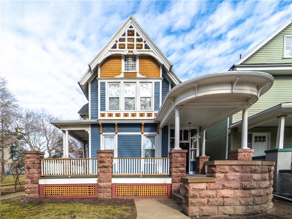 73 Alexander Street