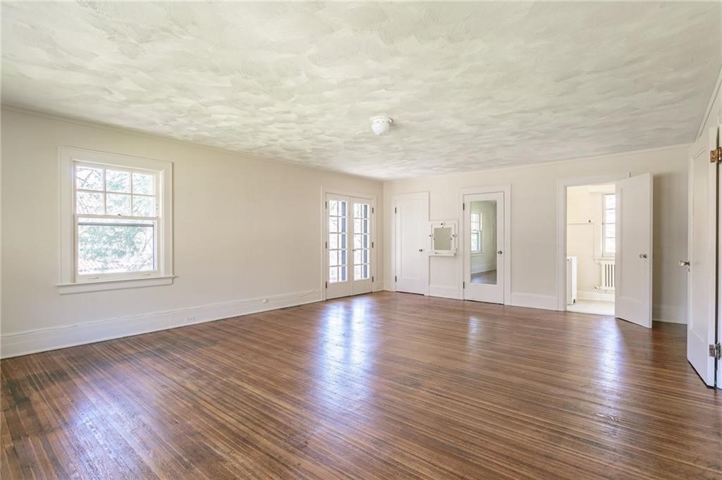 1363 Highland Avenue