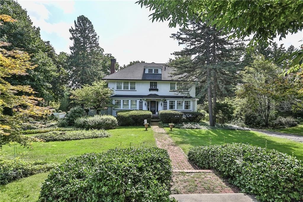 1363 Highland Avenue