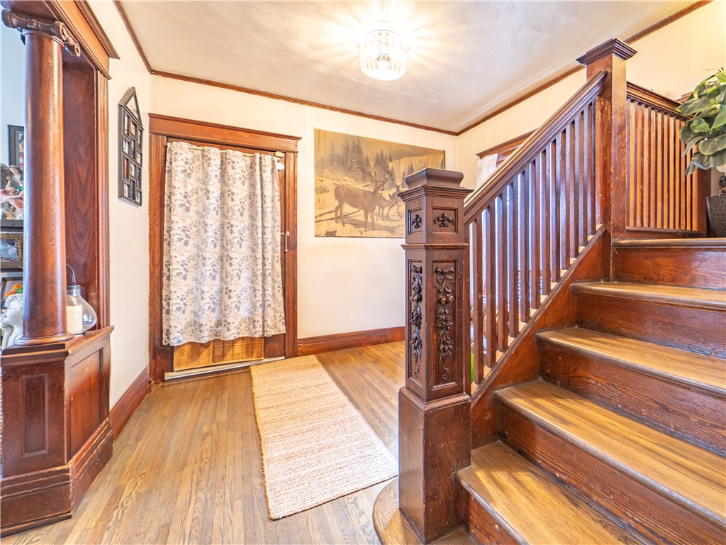 8 Manitou Street