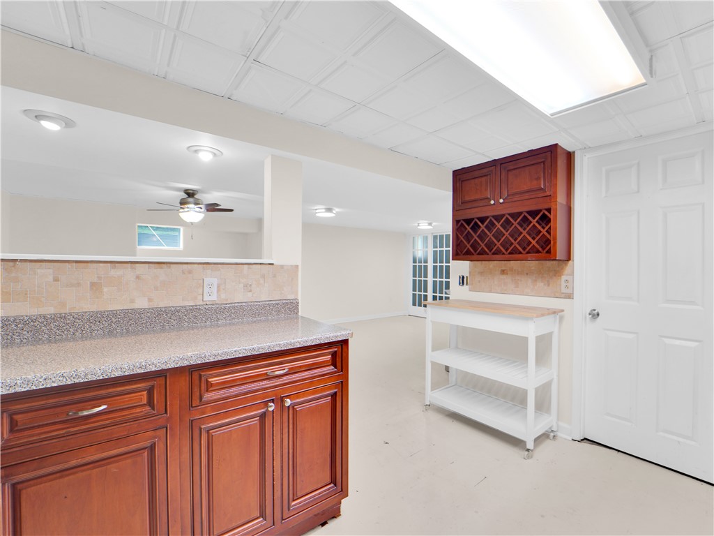 434 Kings Highway South