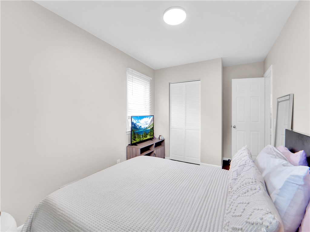 434 Kings Highway South