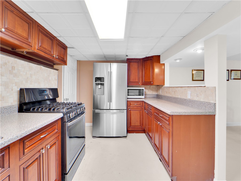 434 Kings Highway South