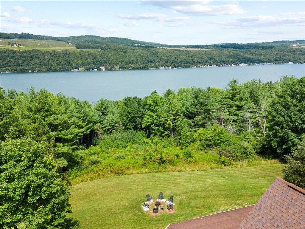 8851 Silvernail Road