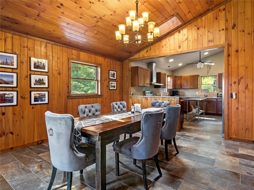 8851 Silvernail Road