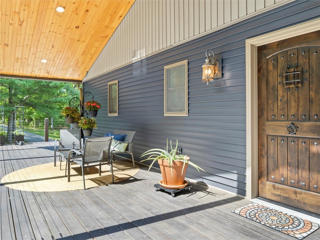 8851 Silvernail Road