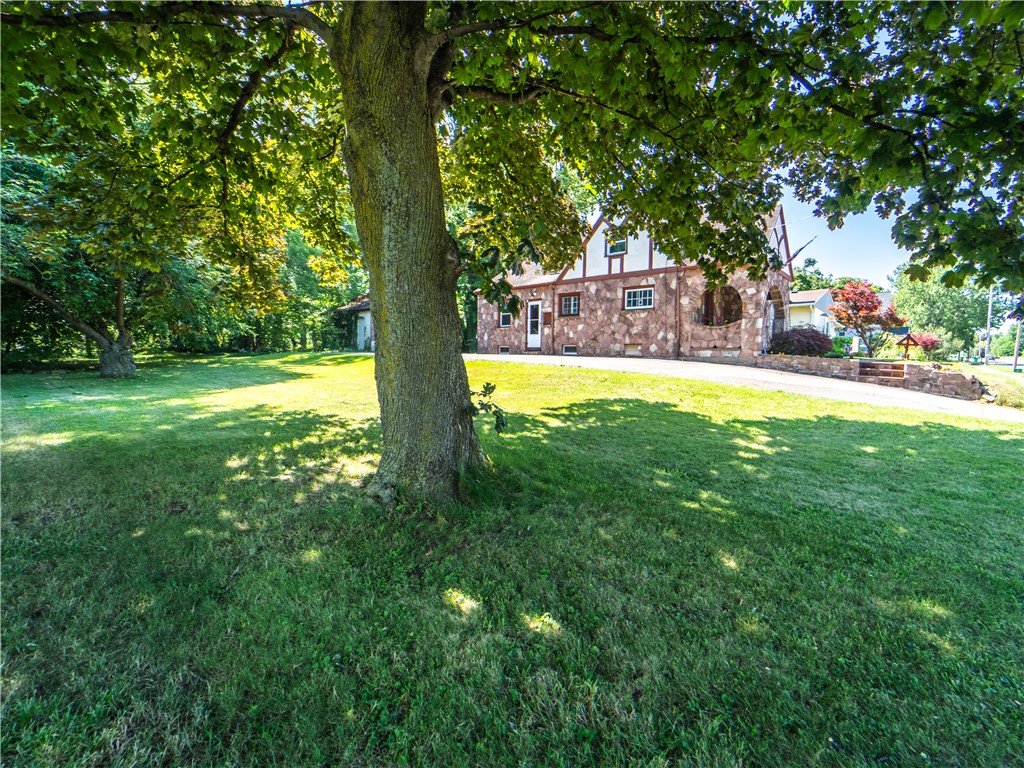 1514 North Winton Road