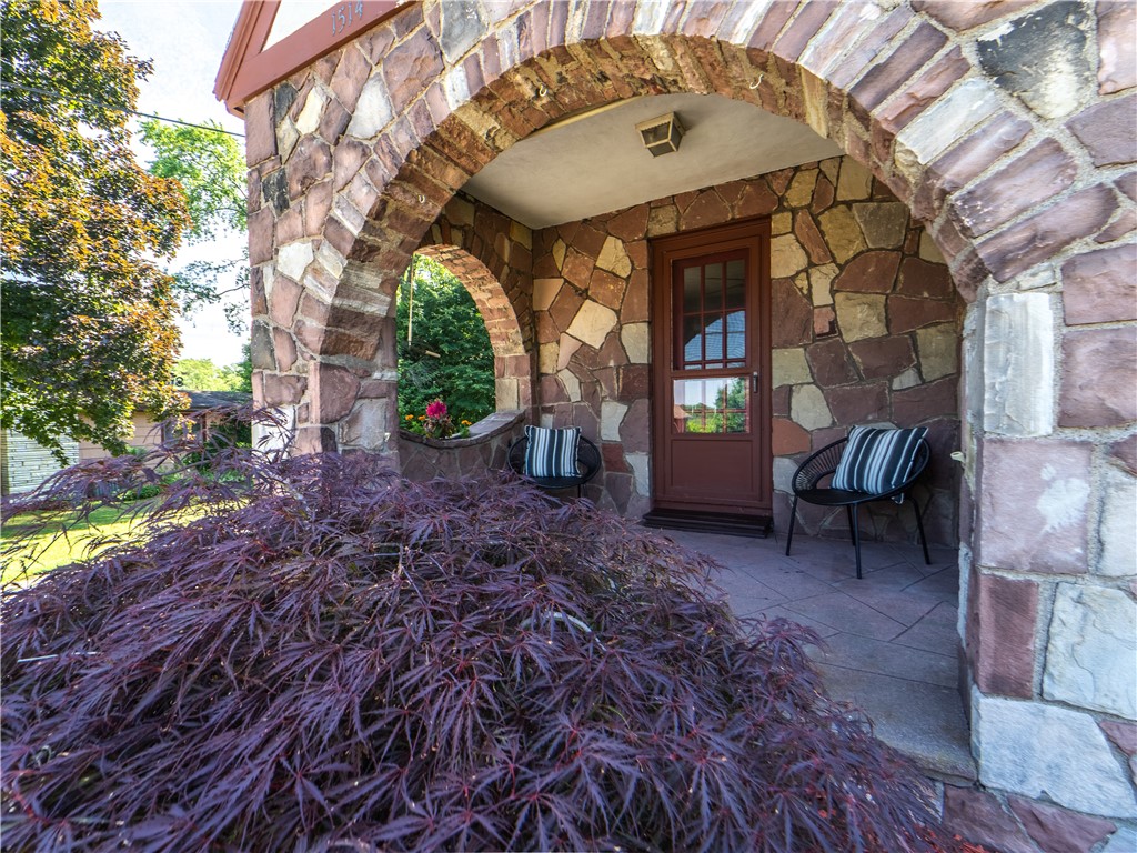 1514 North Winton Road