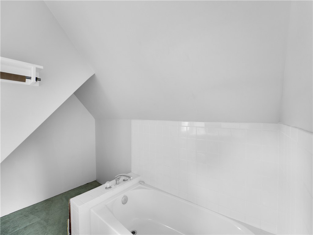 1514 North Winton Road