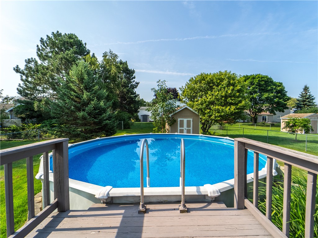 96 Pebbleview Drive