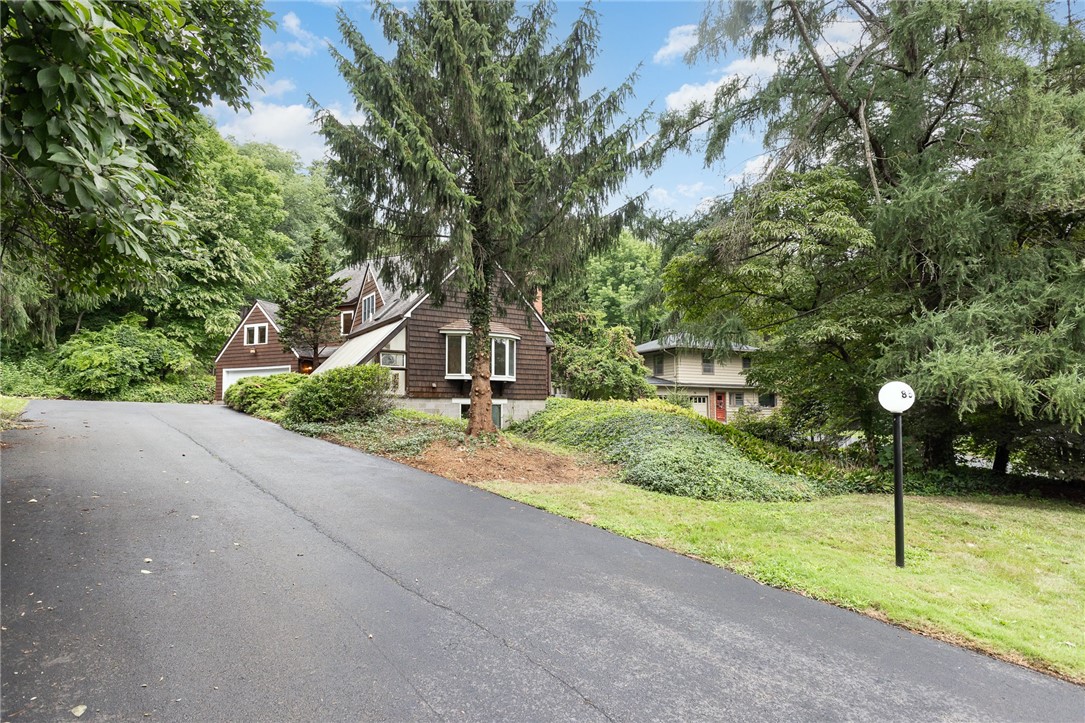 85 Landing Rd N