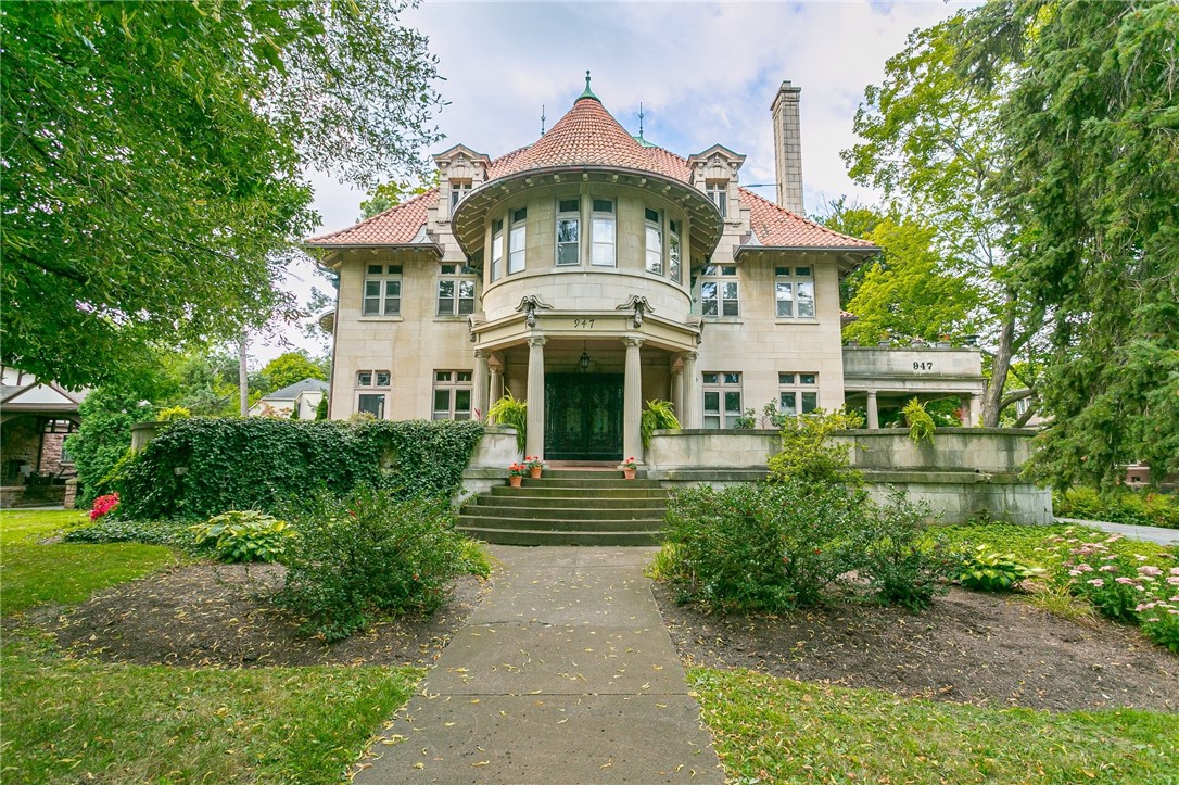 947 East Avenue UN006