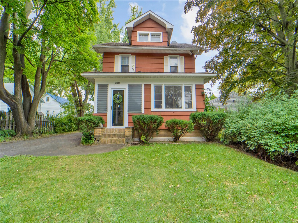 2033 Clifford Avenue