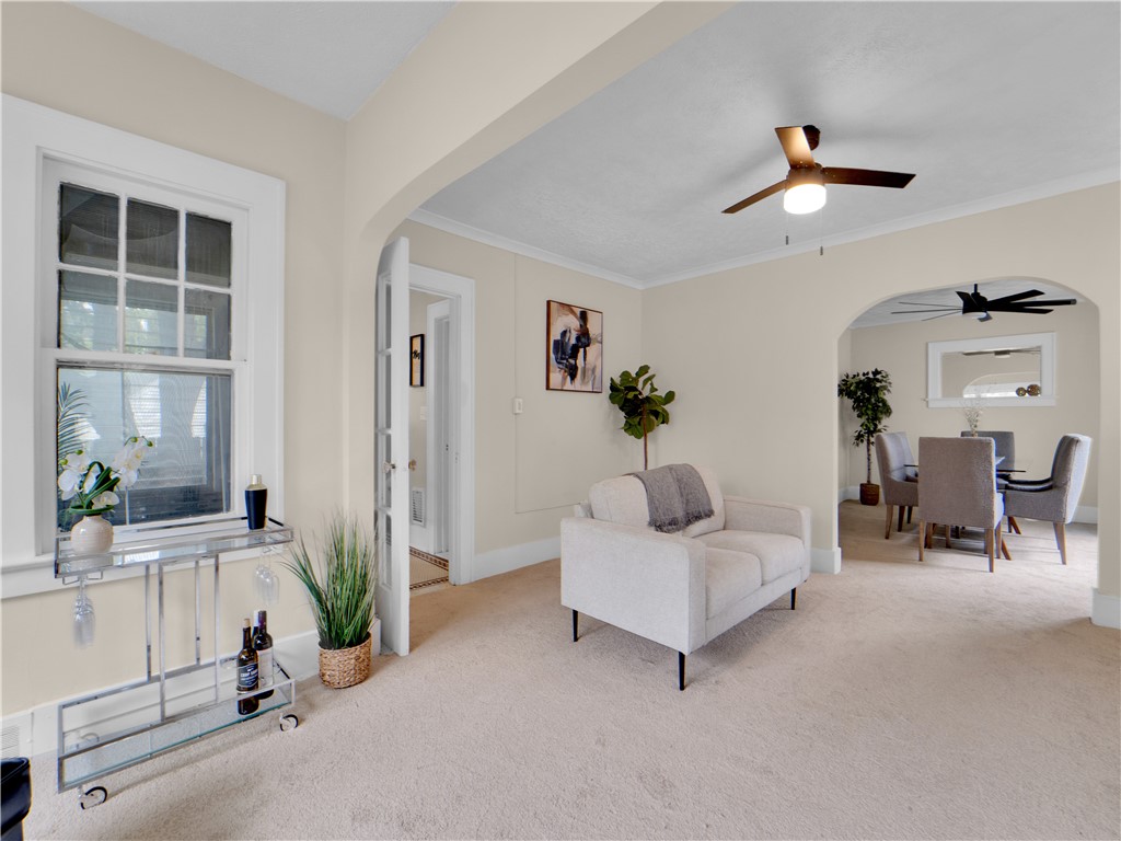 2033 Clifford Avenue