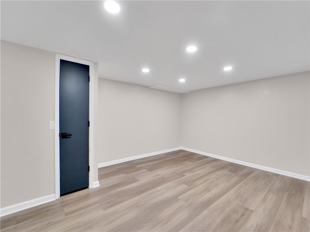 32 Teresa Circle