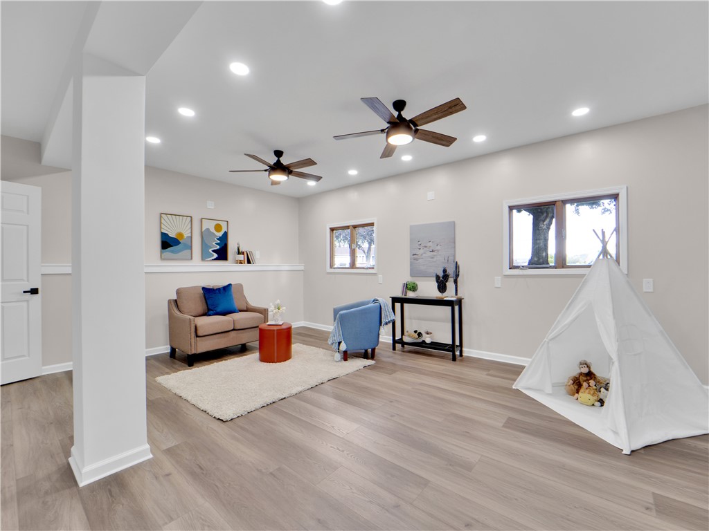 32 Teresa Circle