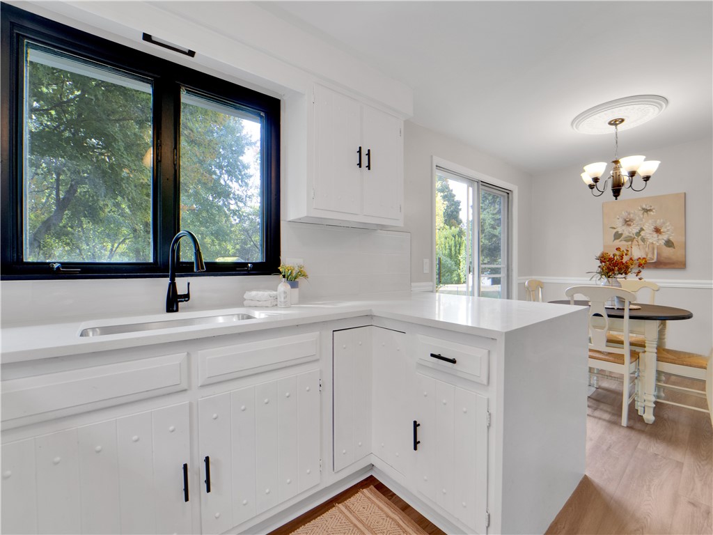 32 Teresa Circle