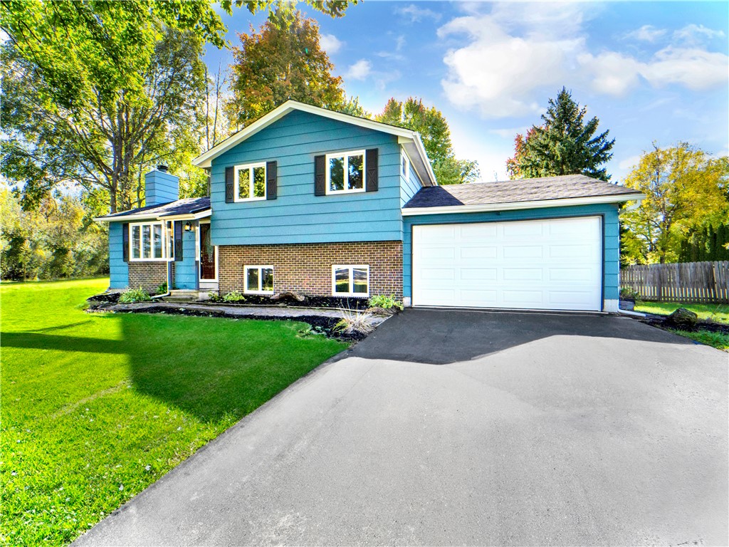 32 Teresa Circle