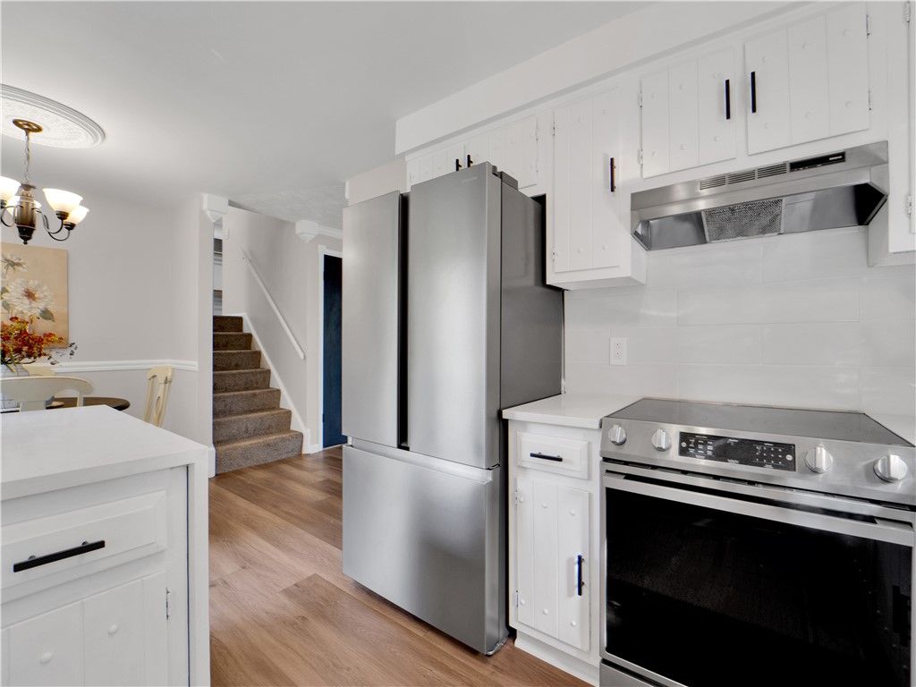 32 Teresa Circle