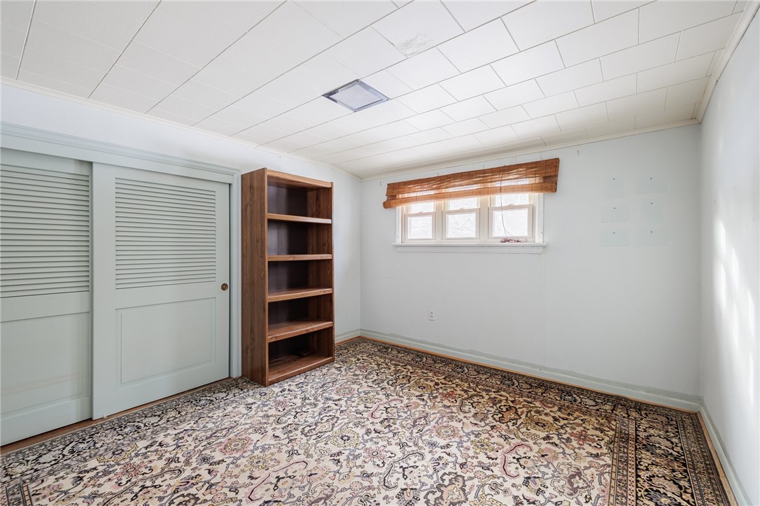 85 Meadowbrook Road