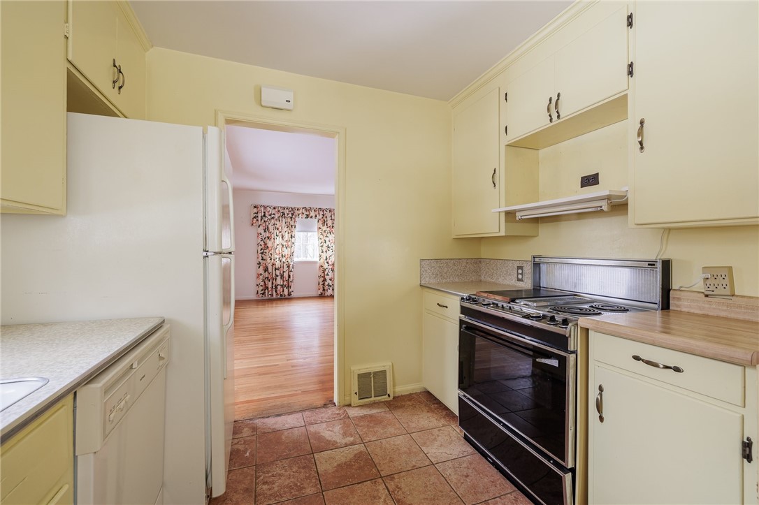 85 Meadowbrook Road