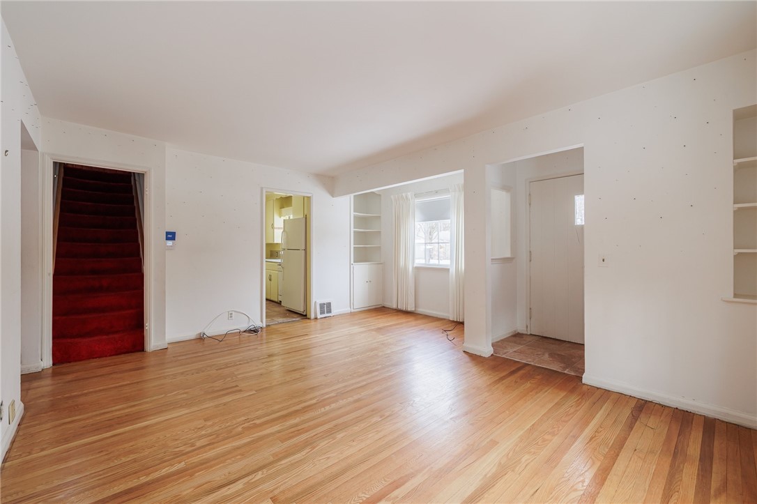 85 Meadowbrook Road